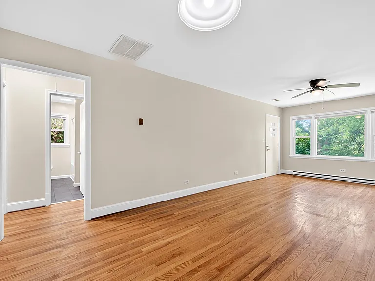 1272 Rio Rd E — Photo 9