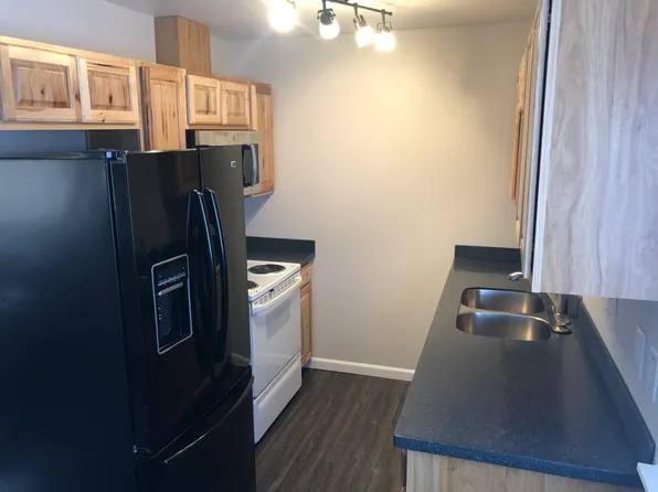 218 N Hoyt St #4, Anchorage, AK 99508
