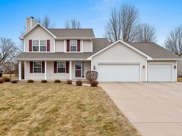 1979 Swanstone Cir, De Pere, WI 54115