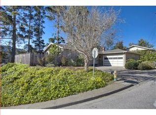 896 Alta Vista Dr, Pacifica, CA 94044