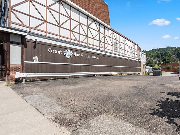 3rd image of 114 Grant Ave