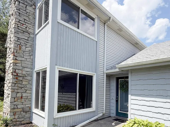 4505 Brookshire Cir, Fort Wayne, IN 46835