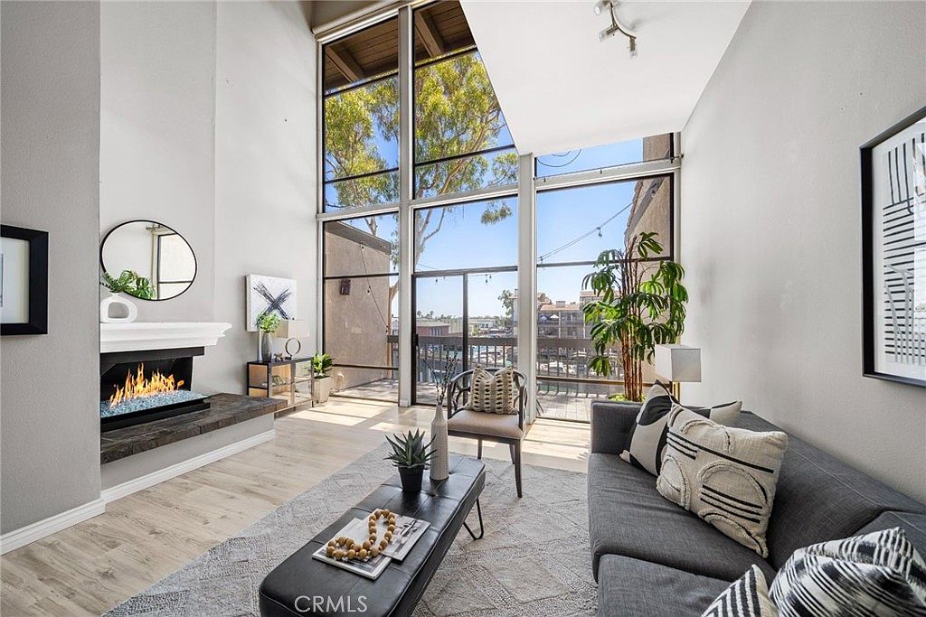 7334 Marina Pacifica Dr N, Long Beach, CA 90803 MLS PW23139910 Zillow