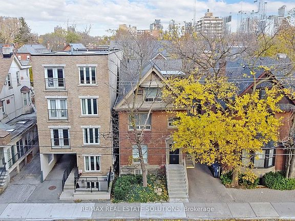 4th image of 93 Spadina Rd