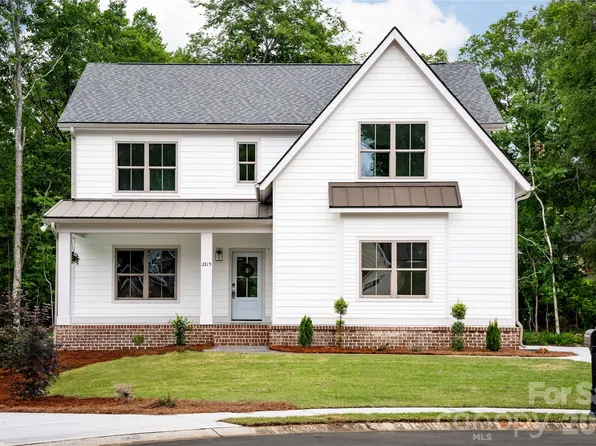 2315 Chateau Ct, Matthews, NC 28105