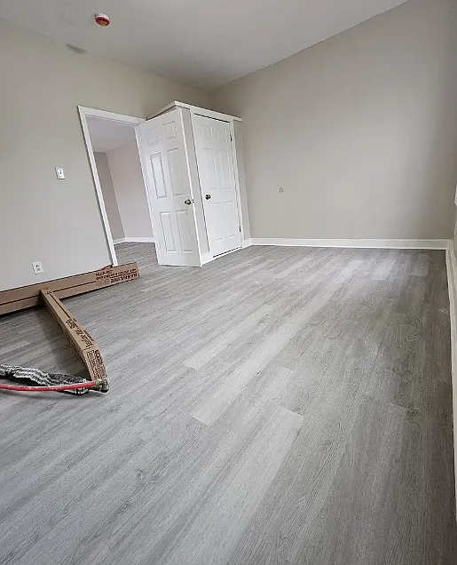 77 Grant Ave — Photo 3