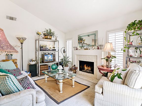 2nd image of 78 Sandcastle