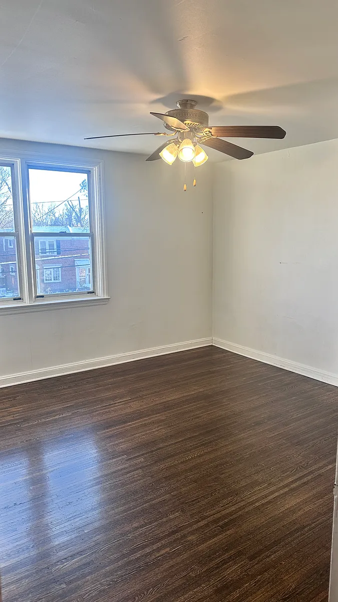 Building Photo - 2309 Bond Ave