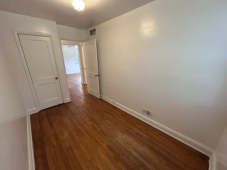8675 Oak Rd — Photo 9