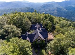 1235 Treasurewood Rd, Cashiers, NC 28717