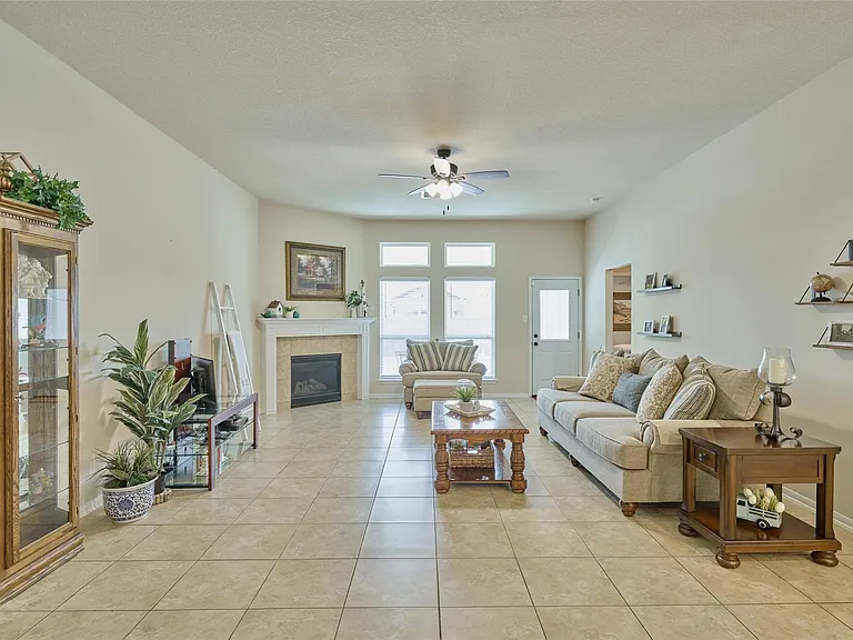 9940 Yearling Pl — Photo 8