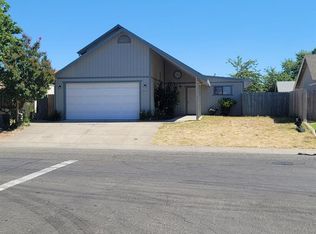 8600 Tiogawoods Dr, Sacramento, CA