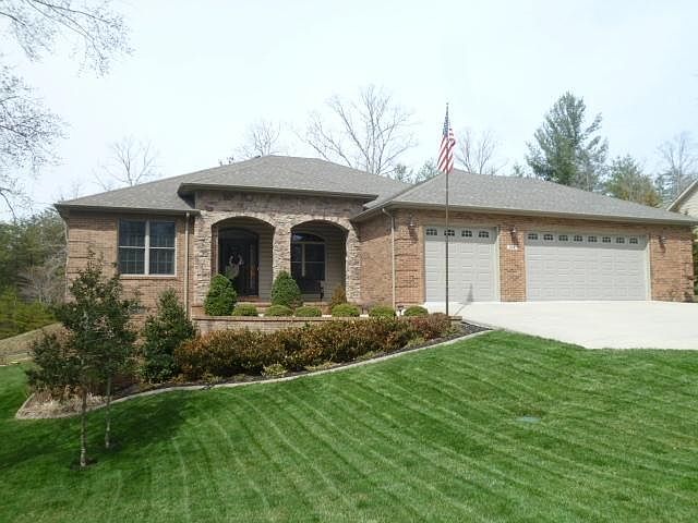 1st image of 104 Leyden Dr