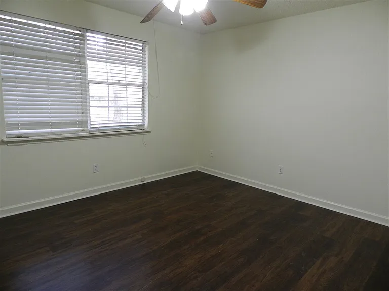 1516 W Tharpe St — Photo 14