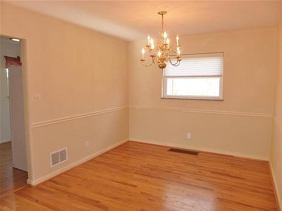 5th image of 5358 Lilibet Ct