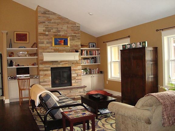 2nd image of 2077 Korben Woods Ct NE