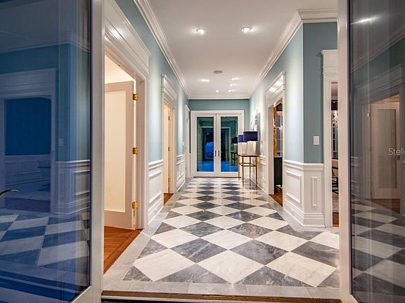 3rd image of 4605 Bayshore Blvd