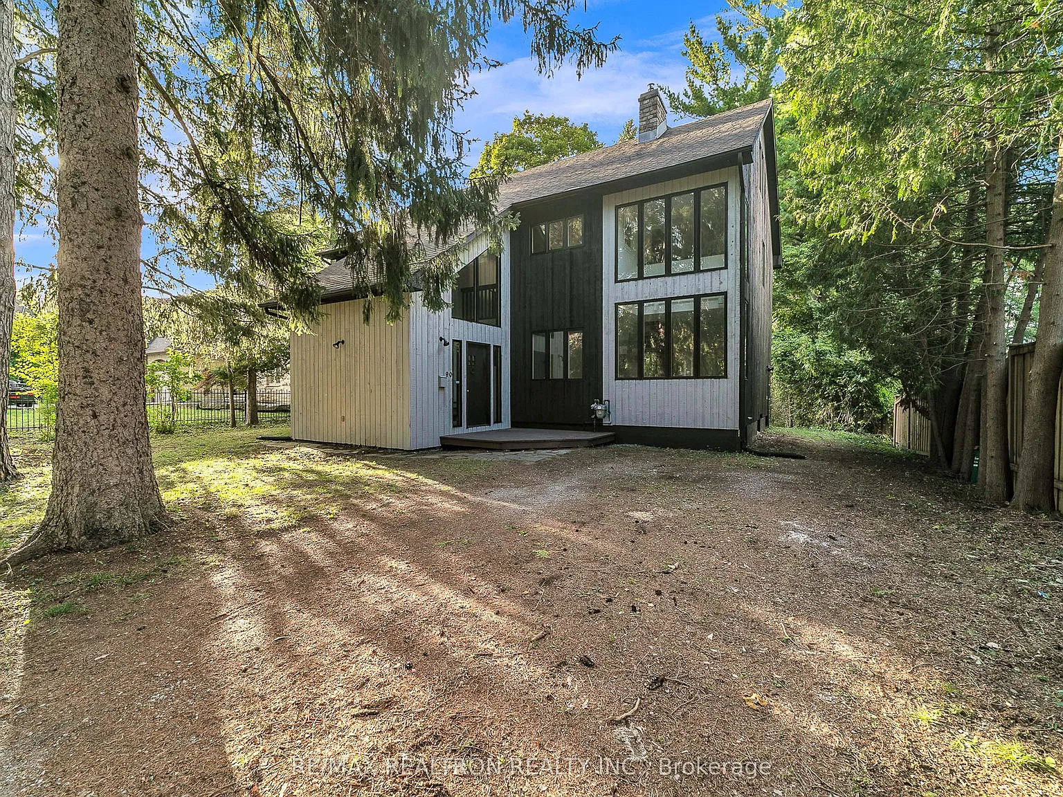 4 bed, $4,750 — Photo 1