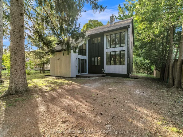 90 Proctor Ave, Markham, ON L3T 1M7