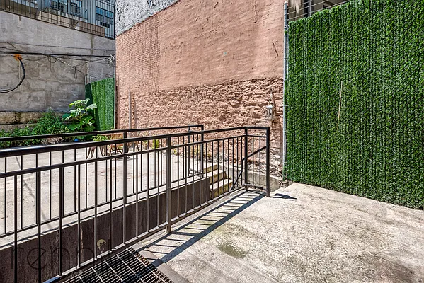 Rented by Rennit Inc. | media 18