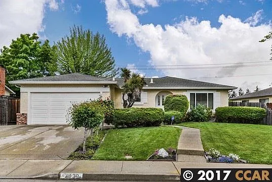2939 Springdale Ln photo 1