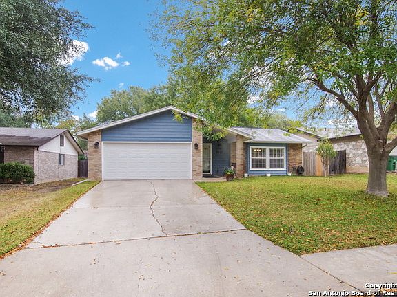 2nd image of 6647 Country Field Dr