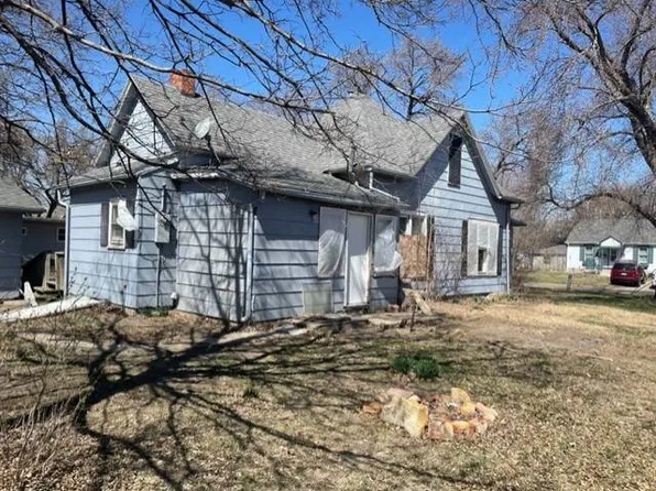 1110 17th St, Belleville, KS 66935