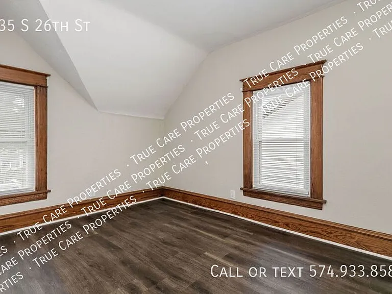 935 S 26th St — Photo 16