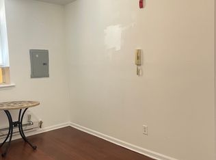 1429 Jackson St #2R, Philadelphia, PA 19145