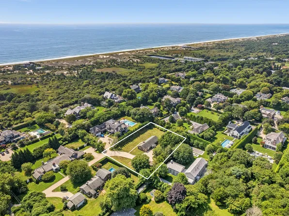 154 Meetinghouse Ln, Amagansett, NY 11930