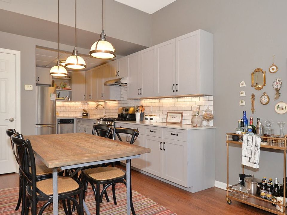 1st image of 158 Wayne St #109
