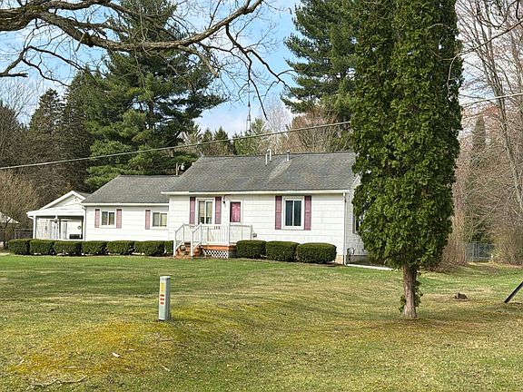 2nd image of 10453 Seymour Rd