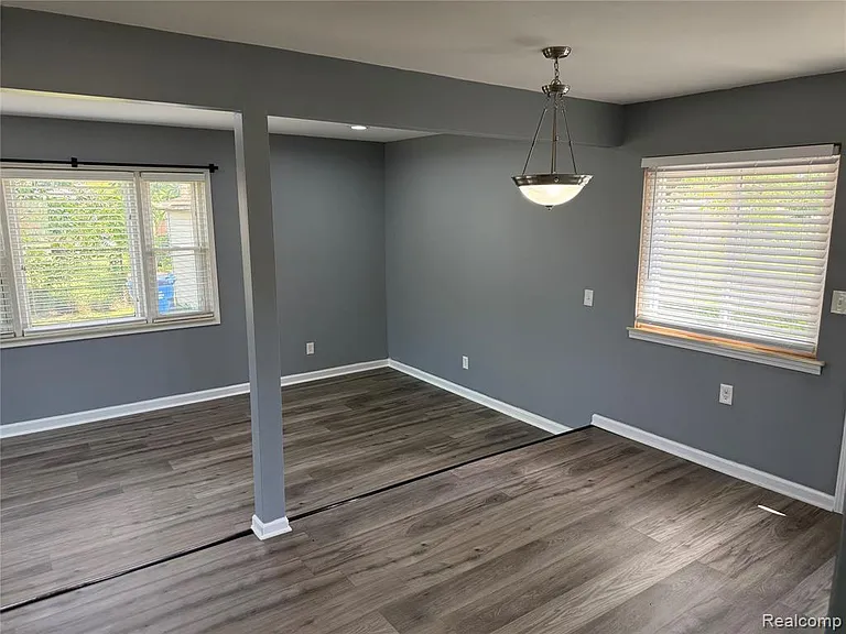 32246 Oakview Dr — Photo 8