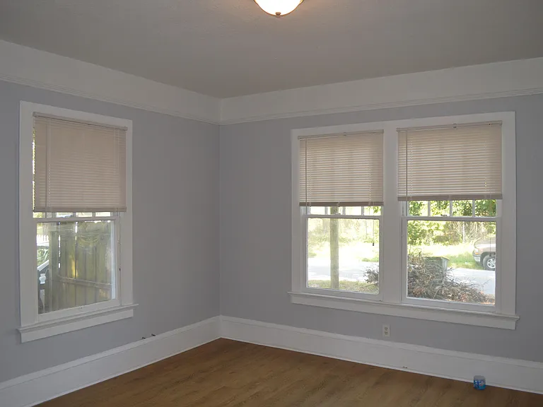 2536 Phyllis St — Photo 10