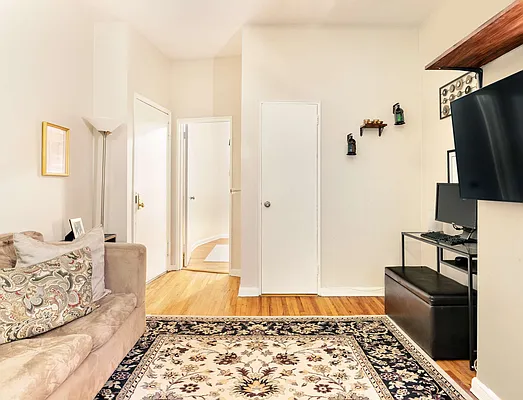 Sold by Compass | media 2