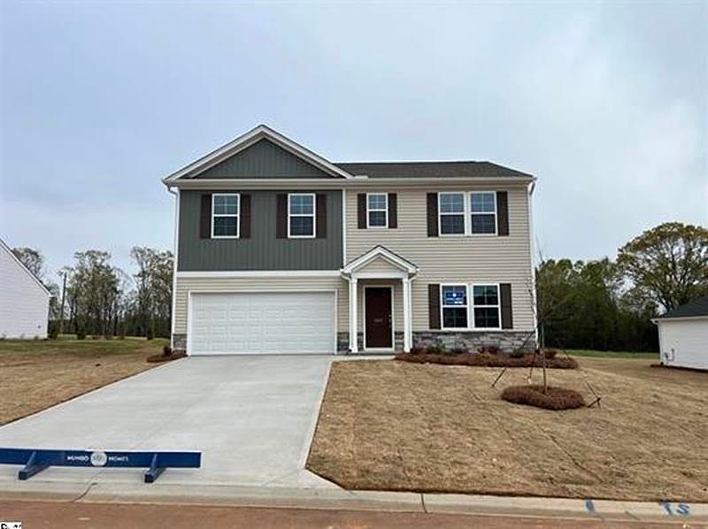 1st image of 388 Braxton Dr
