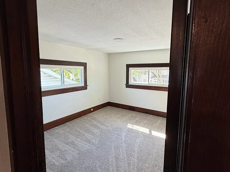 407 S High St — Photo 20