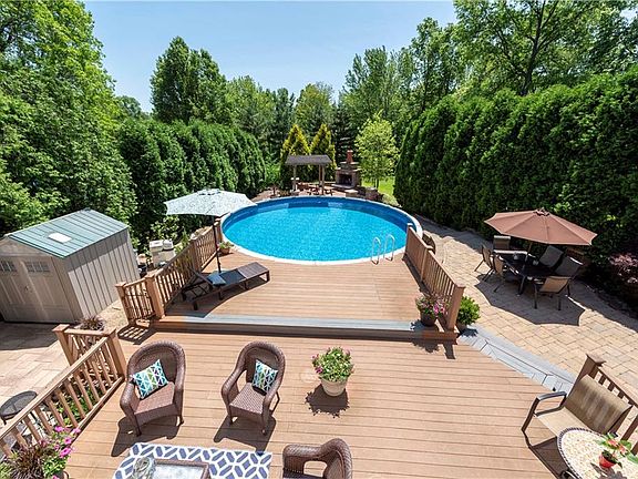 2nd image of 2910 Wynde Tree Dr