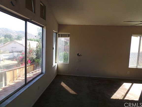 3rd image of 15800 Oro Glen Dr