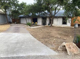 8 Happy Hollow Ln, Wimberley, TX 78676