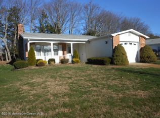 91 Courtshire Dr, Brick, NJ
