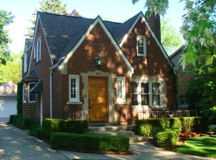 321 Wesley St, Rochester, MI 48307