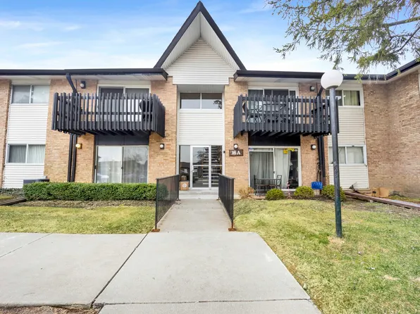 16A Kingery Quarter APT 104, Willowbrook, IL 60527