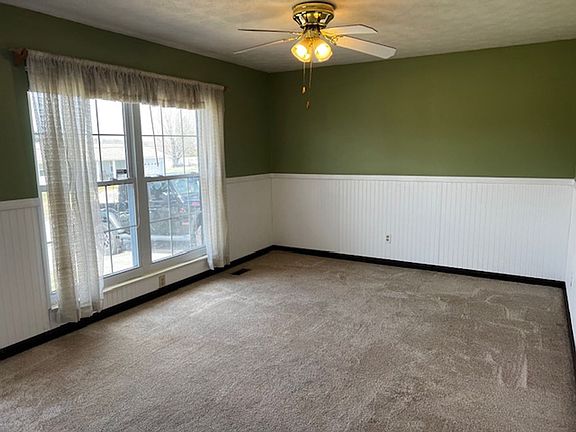 5th image of 524 Keller Dr