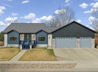 4013 Wineberry Ln, Rapid City, SD 57703