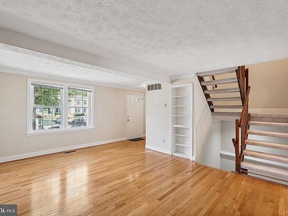 2nd image of 7728 Camp Alger Ave