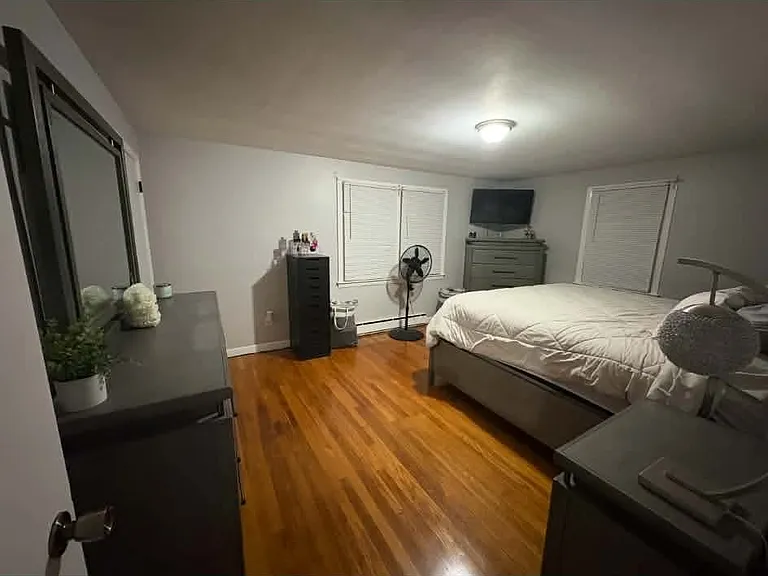 39 Columbus Ave — Photo 3