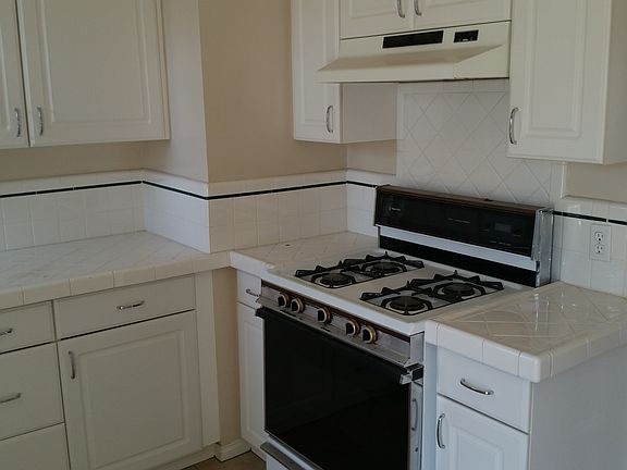 3rd image of 5020 Avenue B