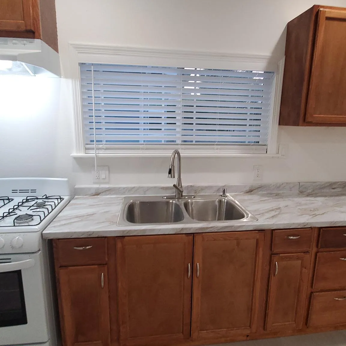 1 bed, 550 sqft, $1,950 — Photo 4