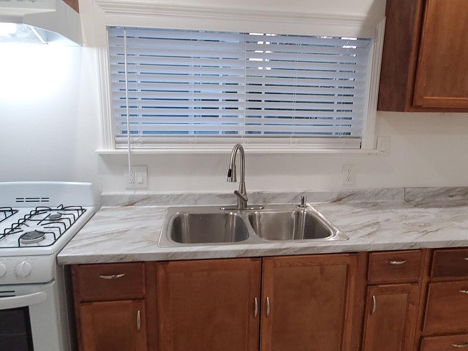 Kitchen Counter